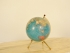 globe terrestre tripode