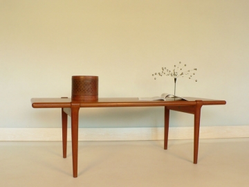 table basse scandinave en teck