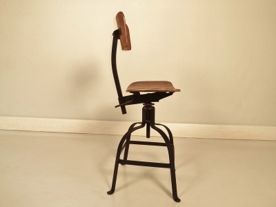 Chaise d'atelier Bienaise