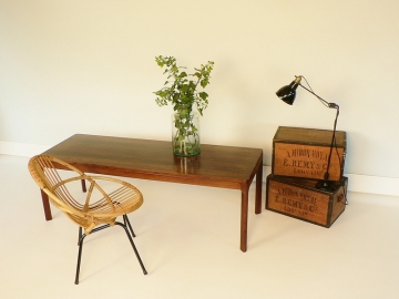 table basse scandinave en palissandre