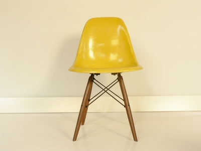 chaise eames dsw jaune