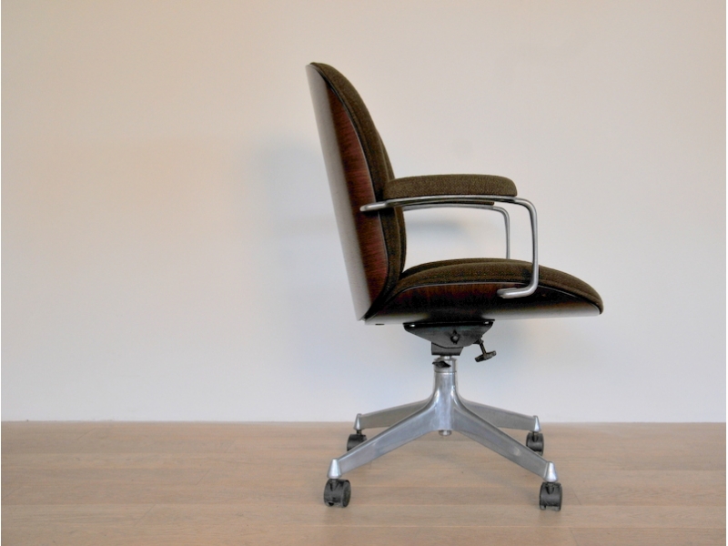 warmte regeling Kennis maken fauteuil vintage design ico parisi mim maison simone nantes