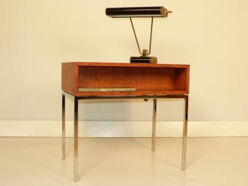 console florence Knoll