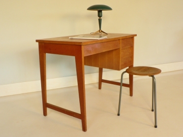 bureau 1950 pieds compas